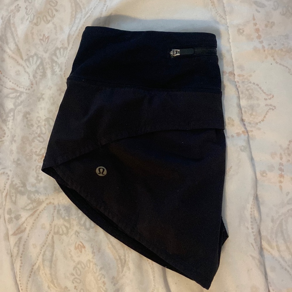 lululemon shorts size 2